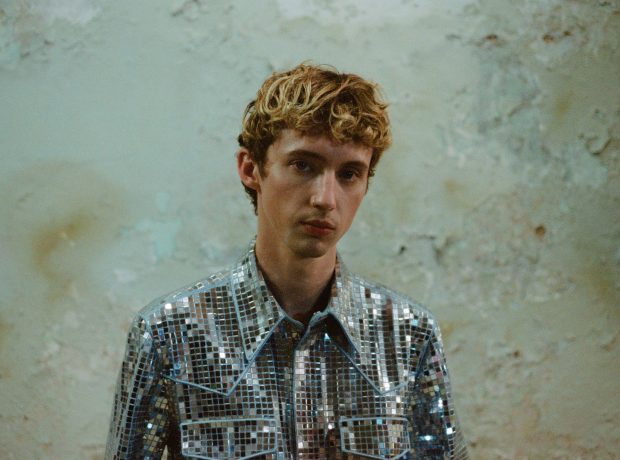 TROYE SIVANIN KOLMAS ALBUMI ON VAPAUTUNUT KOKONAISUUS IHMISTEN VÄLISESTÄ YHTEYDESTÄ